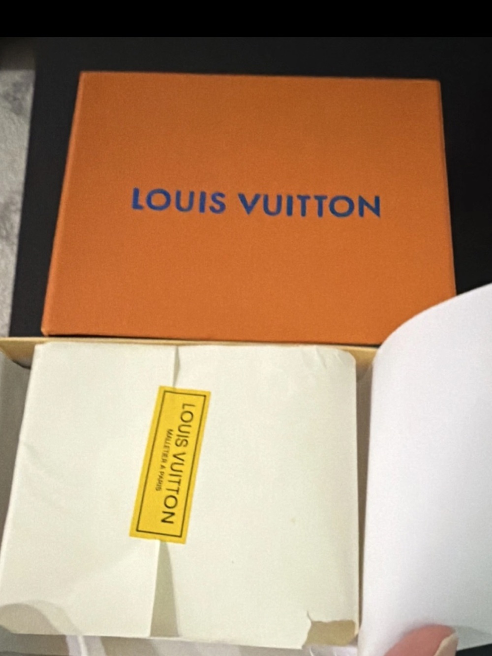 Louis Vuitton Orange Box with Blue Logo - Picture 4 of 5